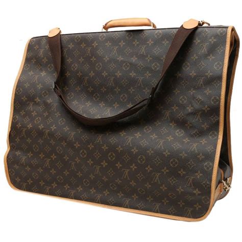 porta abiti lv|Porta abiti Louis Vuitton Paris France garment hanger travel bag.